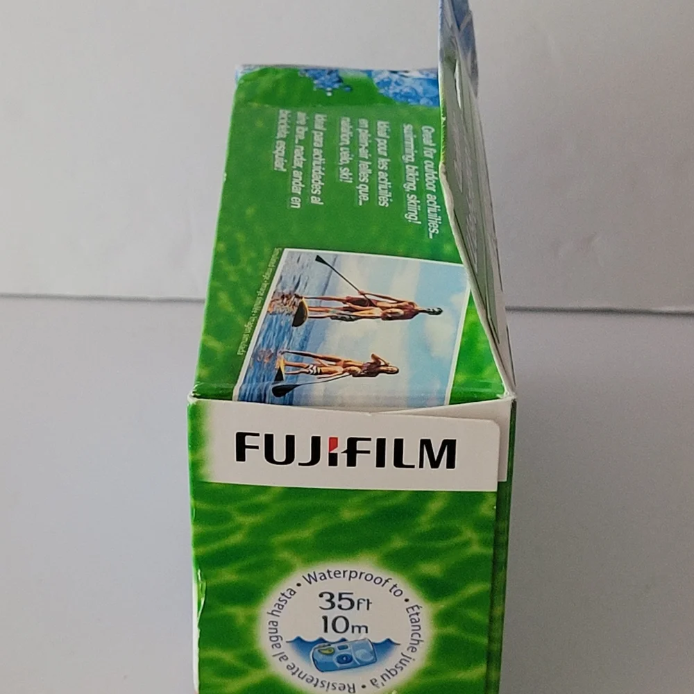 NEW Fujifilm Quick Snap WATERPROOF One Time Use Disposable Camera EXPIRES 2025.